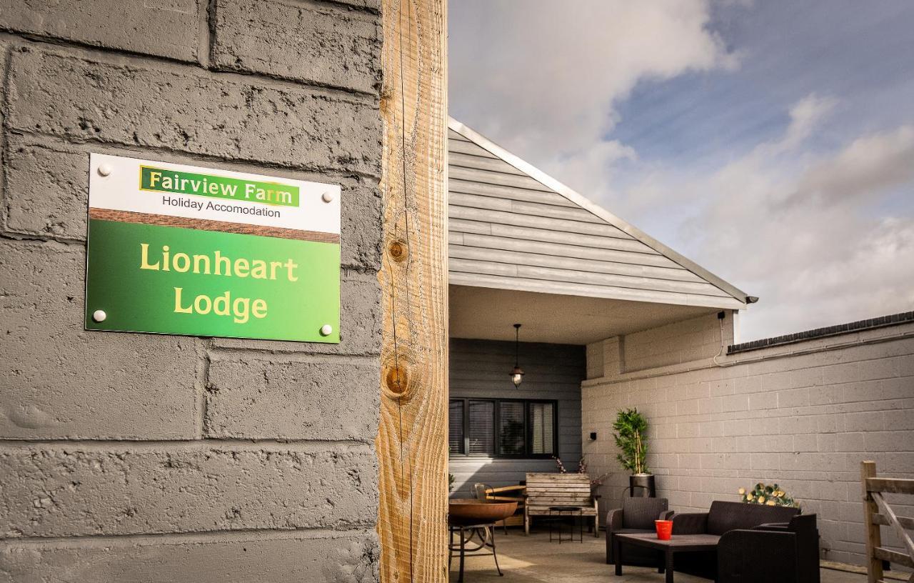 Lionheart Large Luxury Lodge - Sleeps 10- Dog Friendly,Near Sherwood Forest At Fairview Farm Nottingham Great For Family Gatherings ,Groups ,Parties Luaran gambar