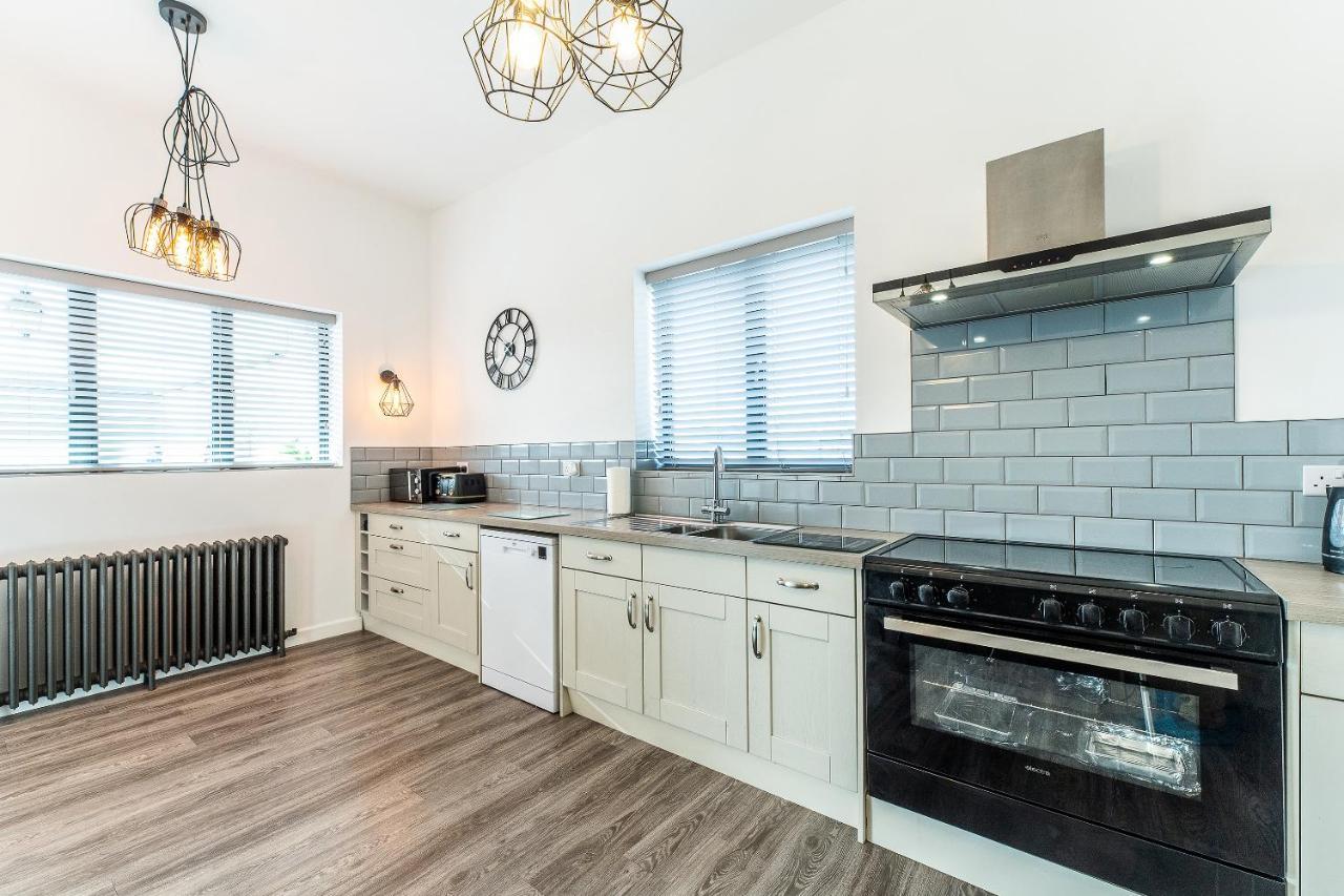 Lionheart Large Luxury Lodge - Sleeps 10- Dog Friendly,Near Sherwood Forest At Fairview Farm Nottingham Great For Family Gatherings ,Groups ,Parties Luaran gambar