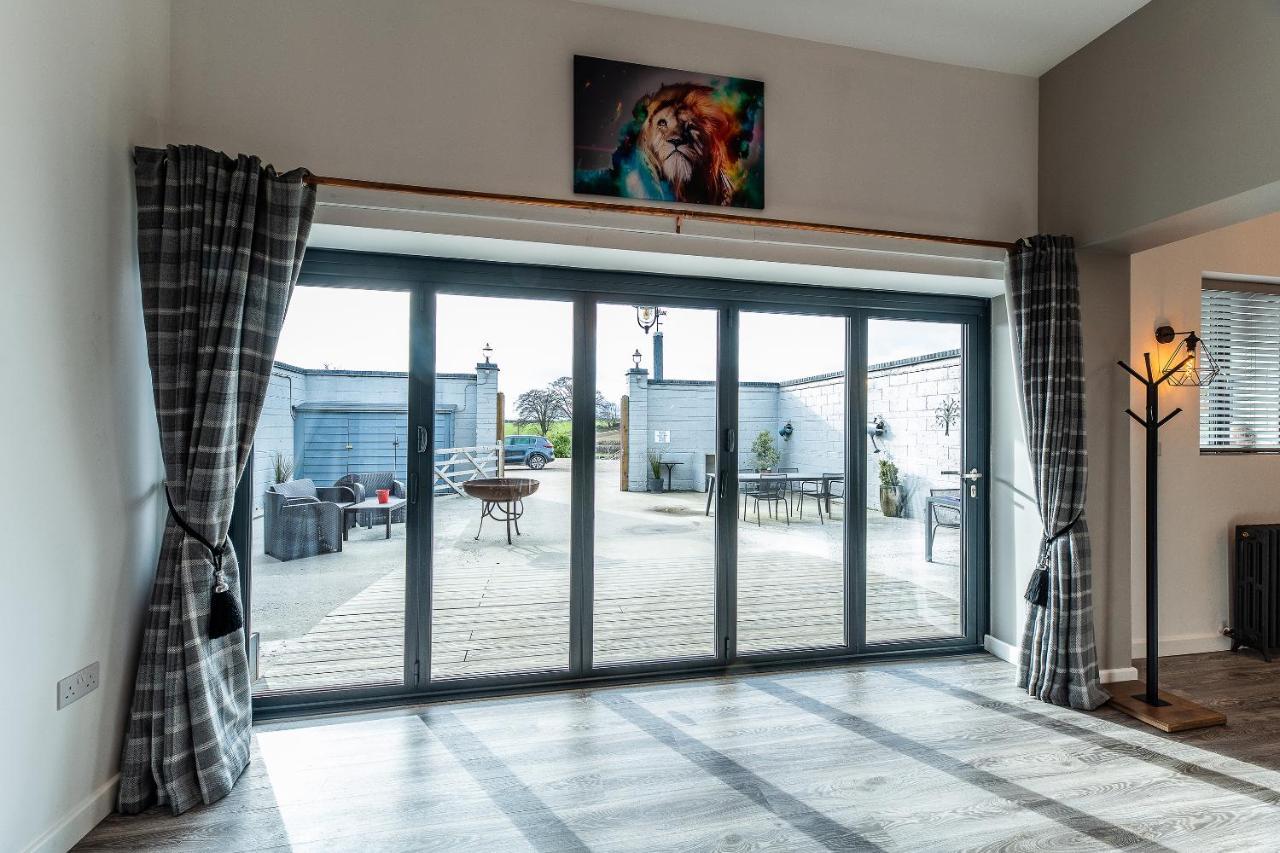 Lionheart Large Luxury Lodge - Sleeps 10- Dog Friendly,Near Sherwood Forest At Fairview Farm Nottingham Great For Family Gatherings ,Groups ,Parties Luaran gambar
